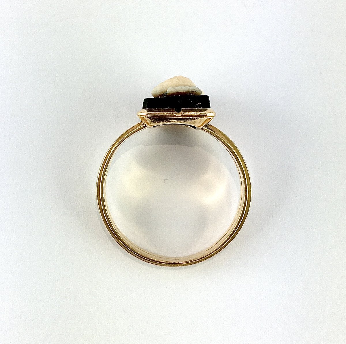 Napoleon III-era Agate And Onyx Cameo Ring In Rose Gold-photo-6