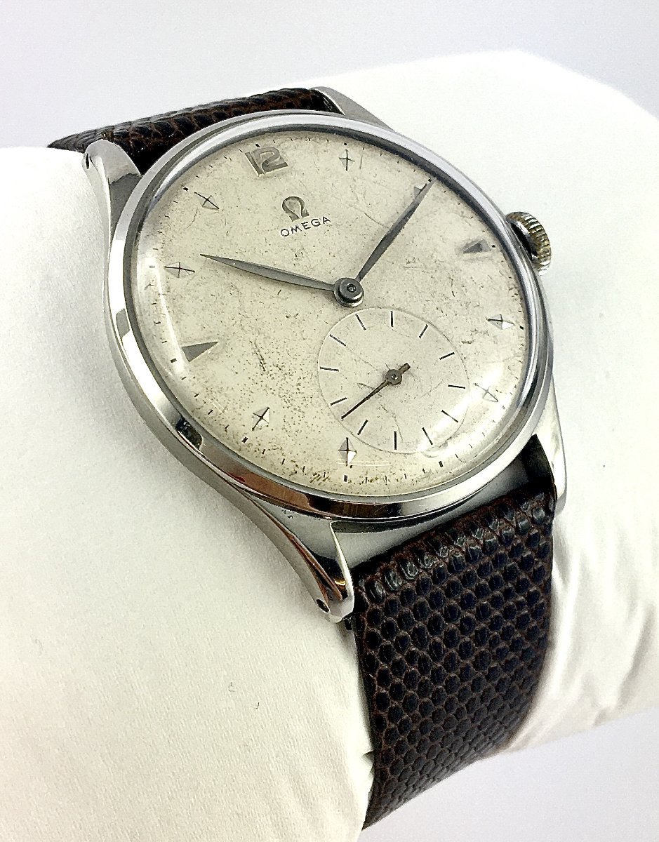 Large-size Omega Steel Watch – Mechanical Caliber 30t2 – Circa 1950