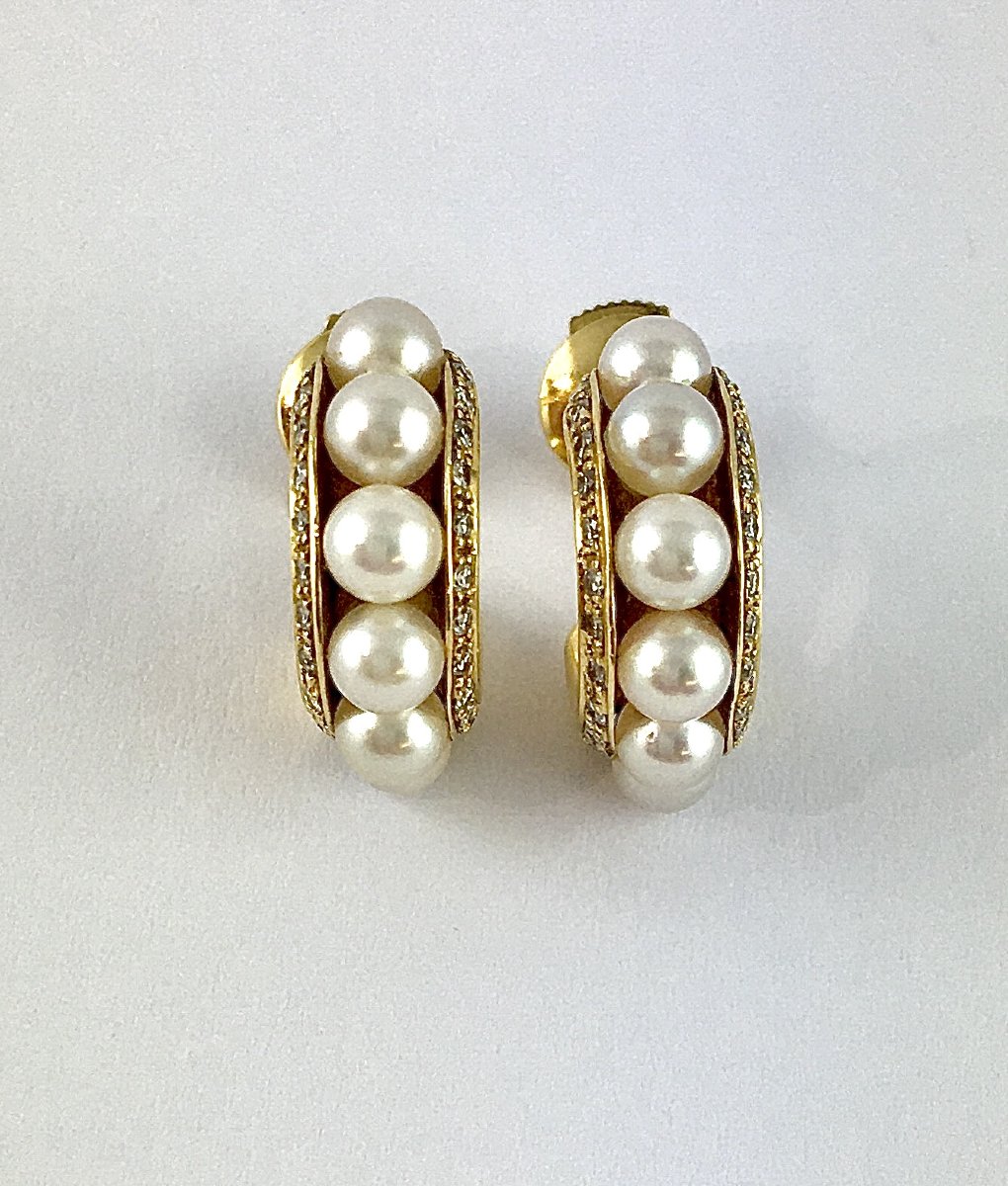 Poiray Half-hoop Earrings With Cultured Pearls And Diamonds In Yellow Gold - Fiji -photo-1