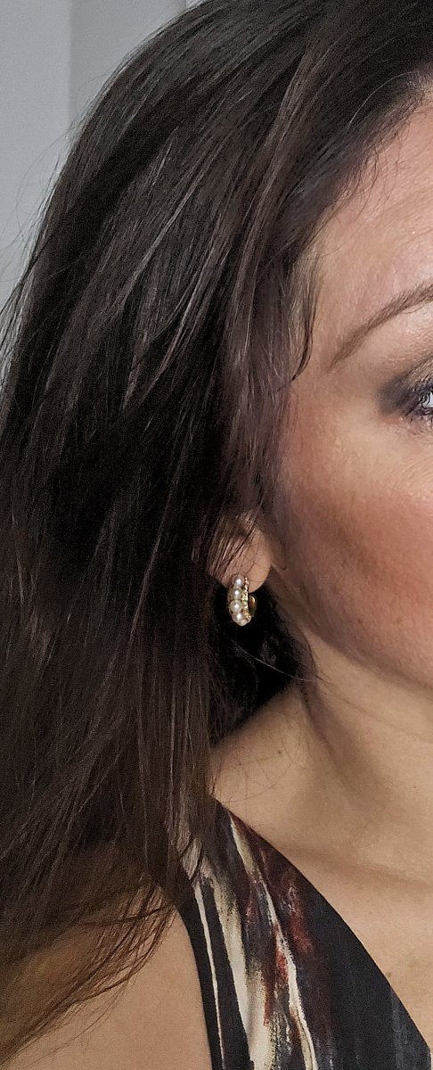 Poiray Half-hoop Earrings With Cultured Pearls And Diamonds In Yellow Gold - Fiji -photo-7