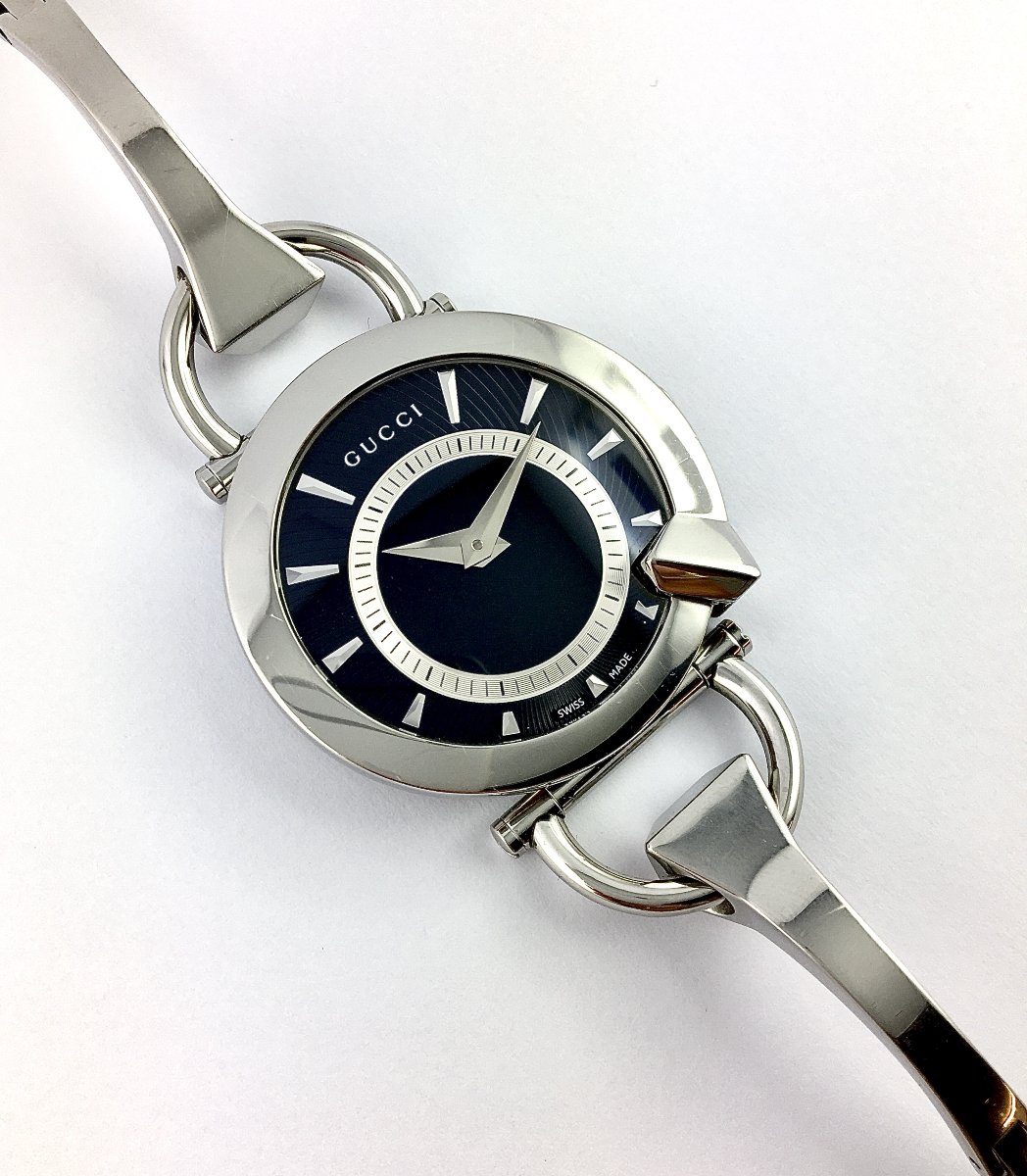Montre Bijou Gucci Chiodo en Acier, Quartz, Thème Équestre, Circa 2000-photo-3