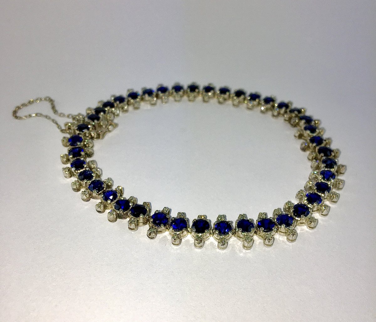 Bracelet Ligne de Saphirs et Diamants sur Or et Argent-photo-3