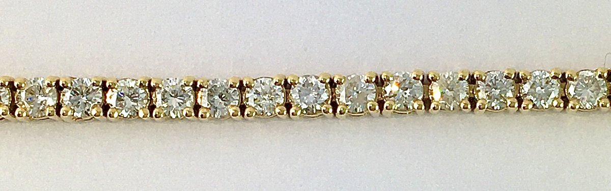 Brilliant-cut Diamond Line Bracelet In Yellow Gold – Contemporary Rivière Bracelet-photo-4