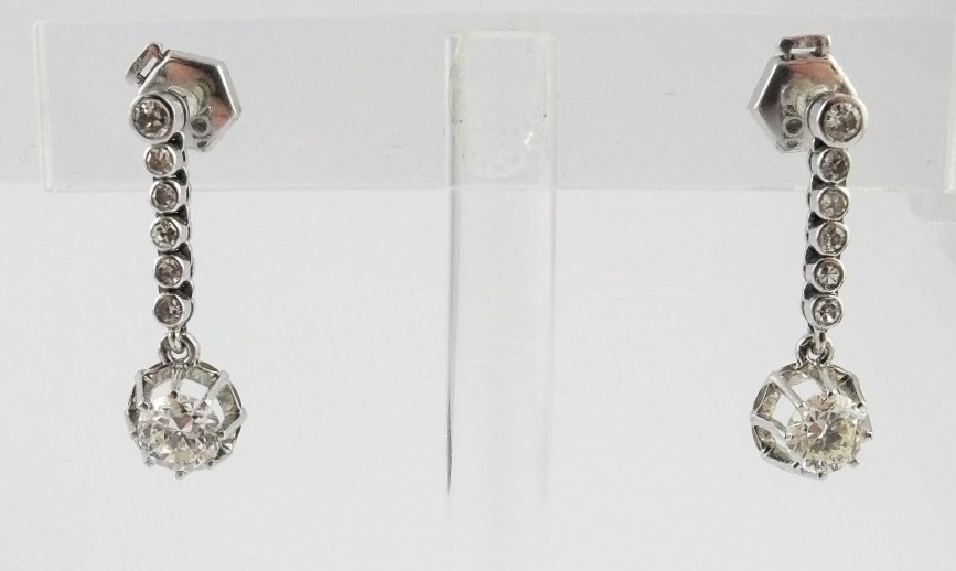 Art Deco Dangle Earrings, Half-cut Diamonds Set In Platinum And White Gold
