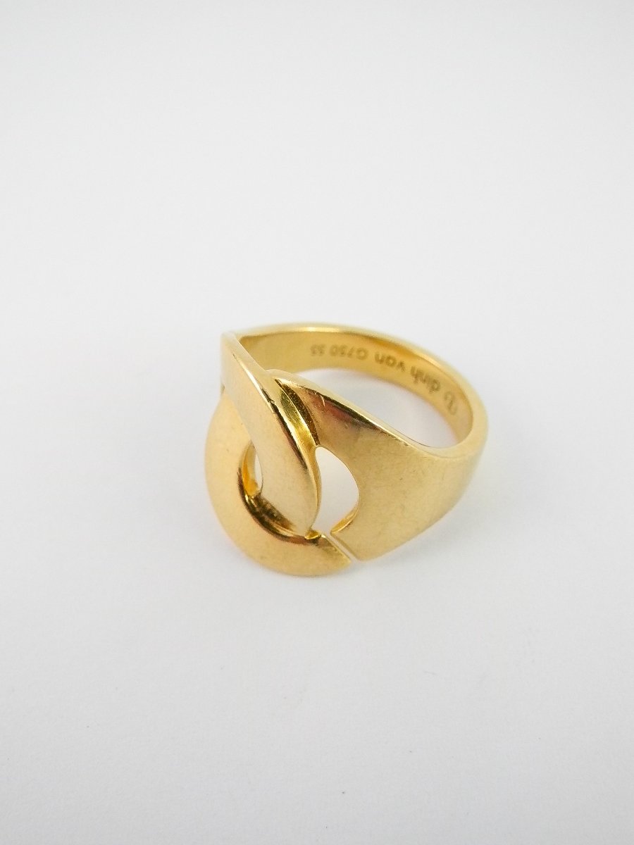 Dinh Van Large Handcuff Ring In Yellow Gold -photo-3