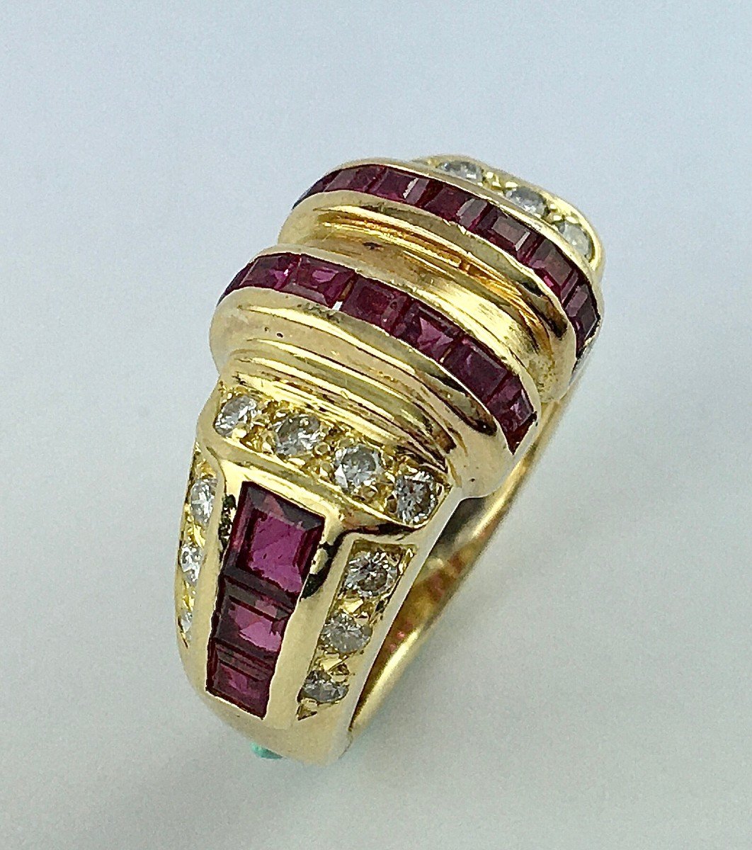 Yellow Gold Ruby Calibrated Diamond Ring-photo-2