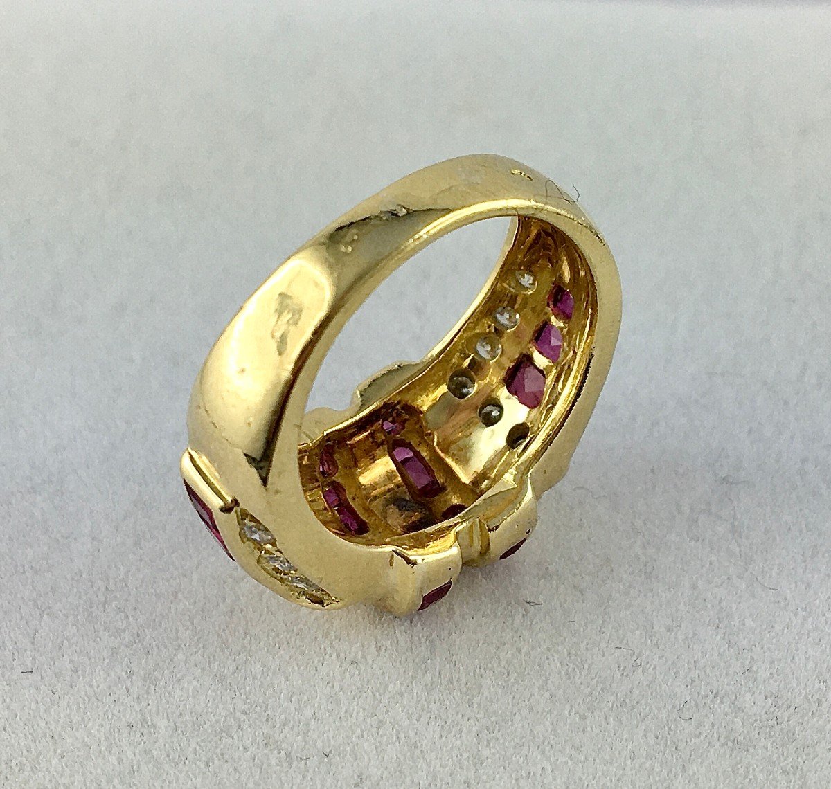 Yellow Gold Ruby Calibrated Diamond Ring-photo-8