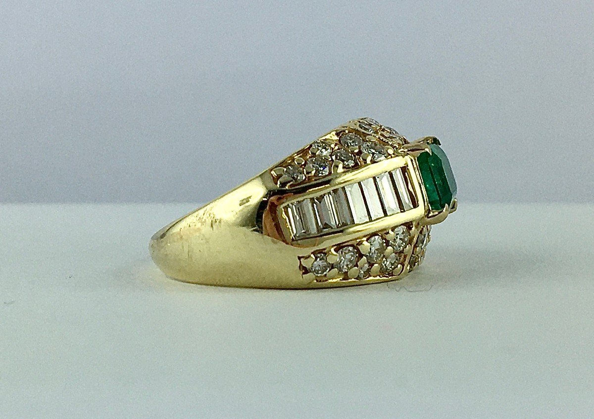 Emerald Yellow Gold Dome Ring, Baguette-cut And Brilliant-cut Diamonds-photo-5