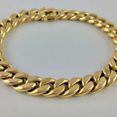 Premiere-Image-1739110