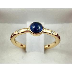 Sapphire Cabochon Ring Set On Yellow Gold Wire Diamonds In Constellations