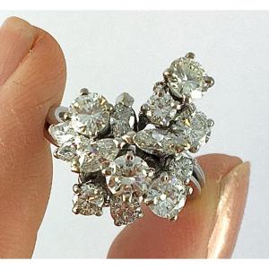 Bague Vintage  Asymétrique Diamants Taille Brillant Et Navettes Sur Or Blanc