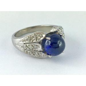Bague Style Art Déco Saphir Cabochon Et Diamants Sur Platine Et Or Blanc