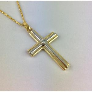 Two-tone Cross Pendant In Yellow And White Gold With Brilliant-cut Diamond