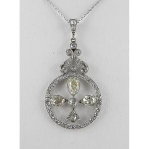 Pendentif Trèfle Art Déco Diamants Taille Ancienne Poires sur Or Blanc