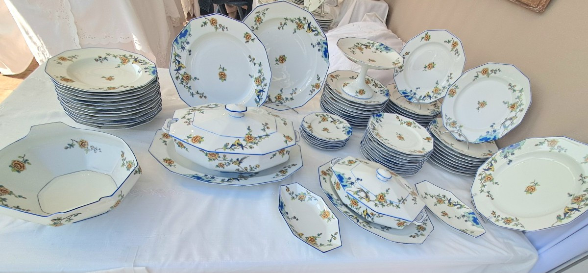 Limoges Lantern 63 Pieces