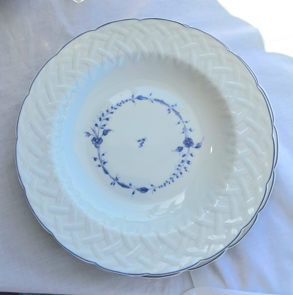 Assiettes Bernardaud pour Christofle"Hortense"-photo-3