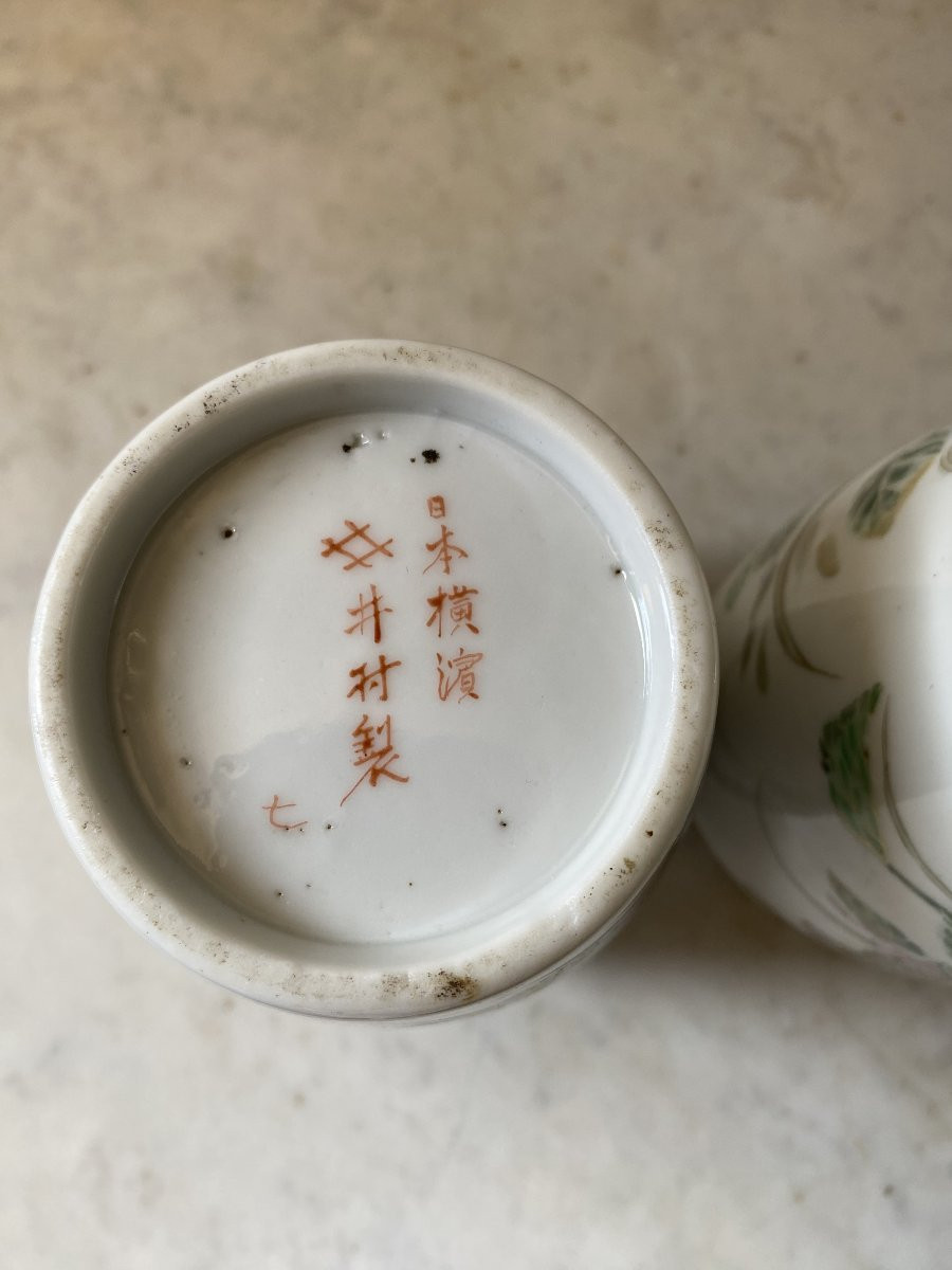 Pair Of Enameled Porcelain Vases From Japan-photo-3