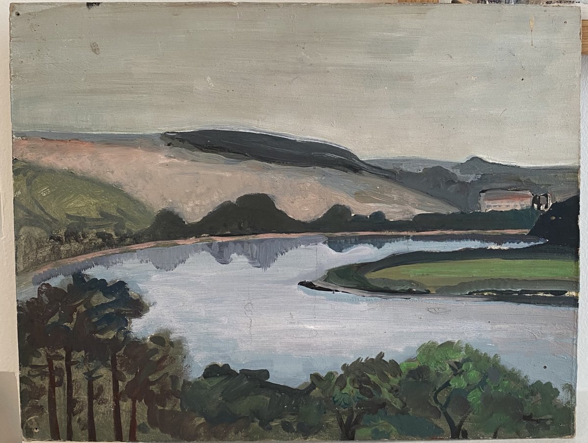 Paysage de rivière et collines. Huile sur carton. XXe siècle.