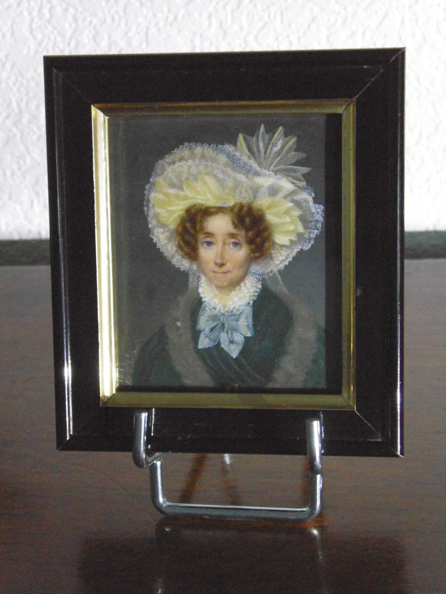 Miniature: Young Woman With Hat