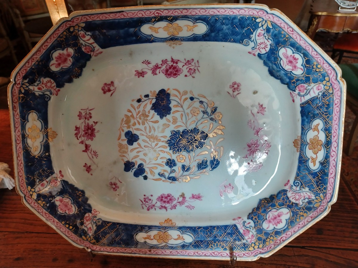 Large East India Company Dish, 18th Century - China -photo-2