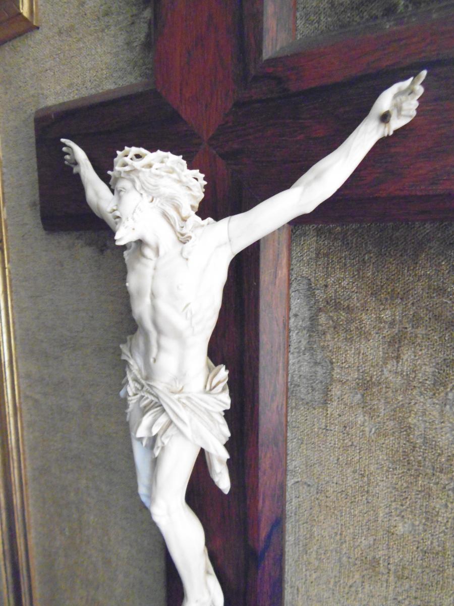 Ivory Christ In Its Origin XIX Frame-photo-1