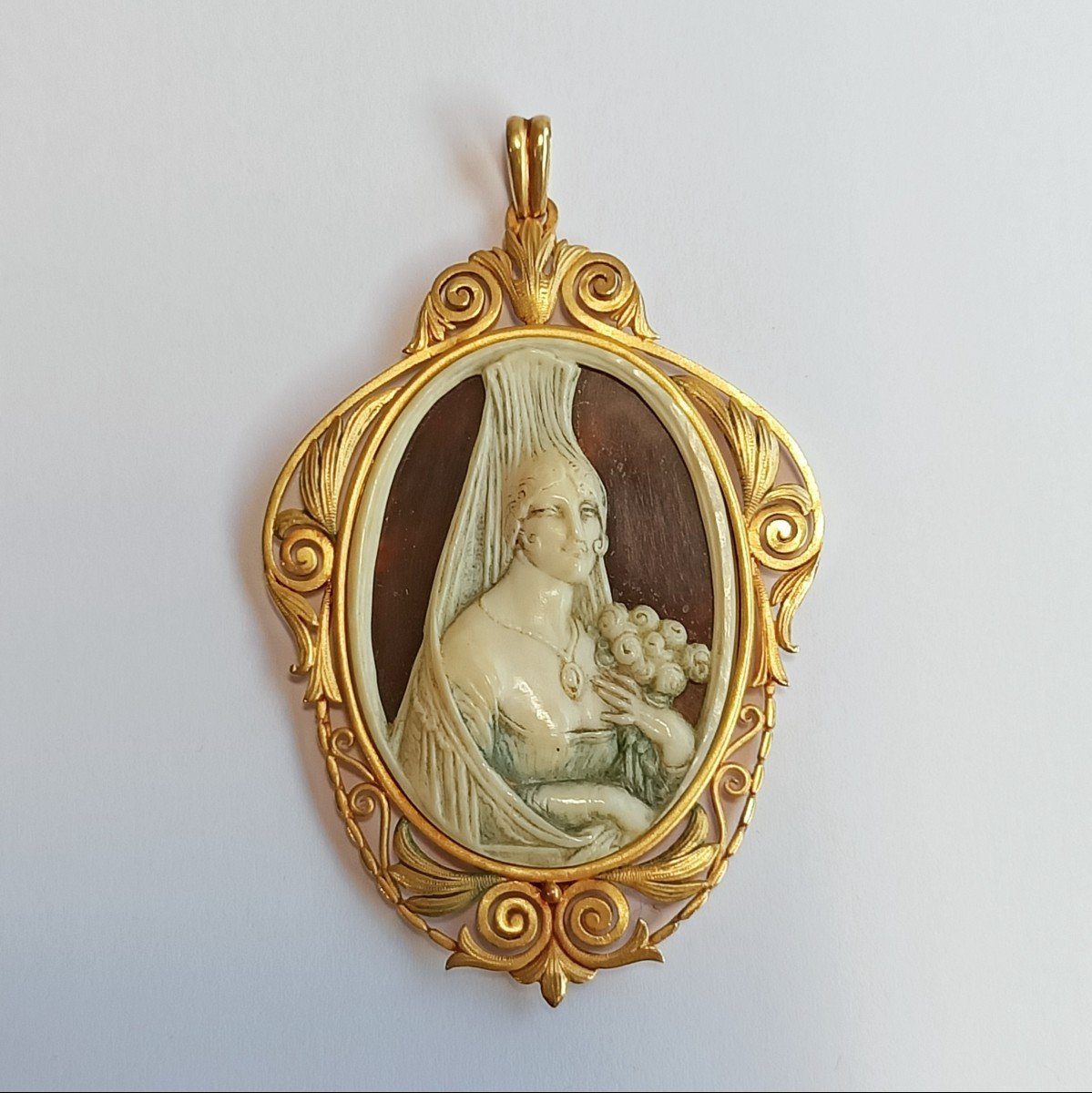 Médaille Ancienne En Or 18 Carats. XIX siècle.-photo-1