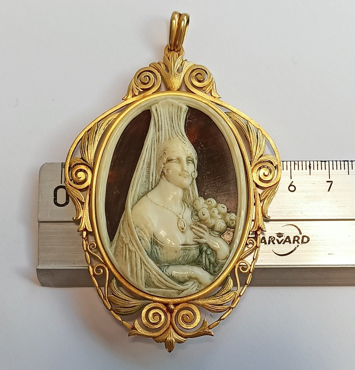 Médaille Ancienne En Or 18 Carats. XIX siècle.-photo-2