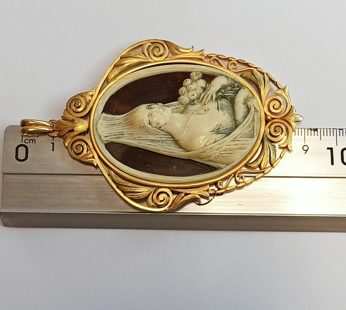 Médaille Ancienne En Or 18 Carats. XIX siècle.-photo-3