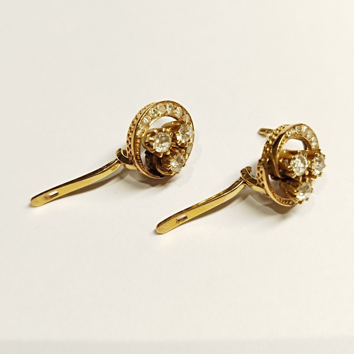 Boucles D’oreilles Or Jaune 18k Et Diamants. Années 1900.-photo-1