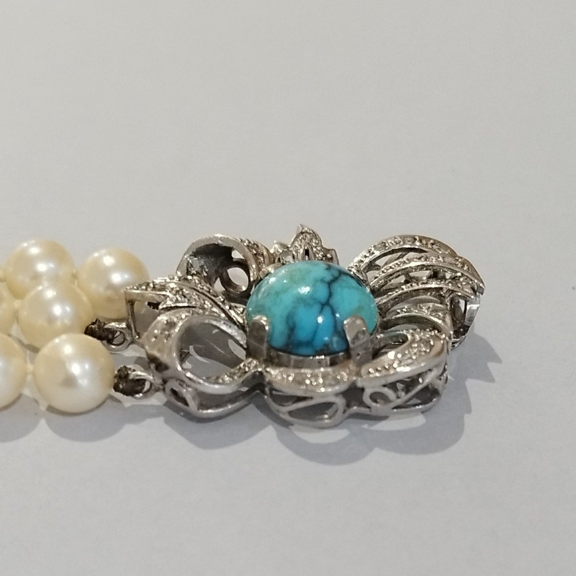 Bracelet En Perles De Cultues, Fermoir En Or Blanc 18 Carats, Diamants Et Turquoise.-photo-4