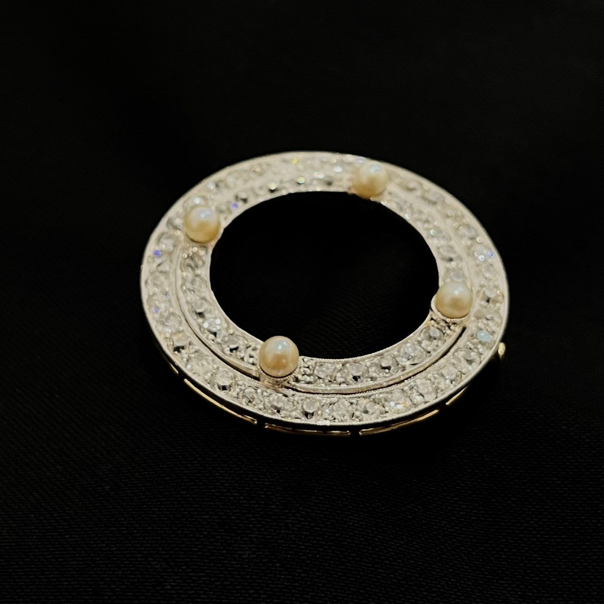 Brooch Diamonds, Pearls, 18 K Gold And Platinum. Around 1900.-photo-4