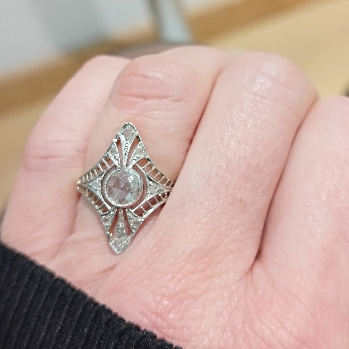Bague Art Déco Des Années 1930. Or Et Platine. Diamant Taille Rose.-photo-2