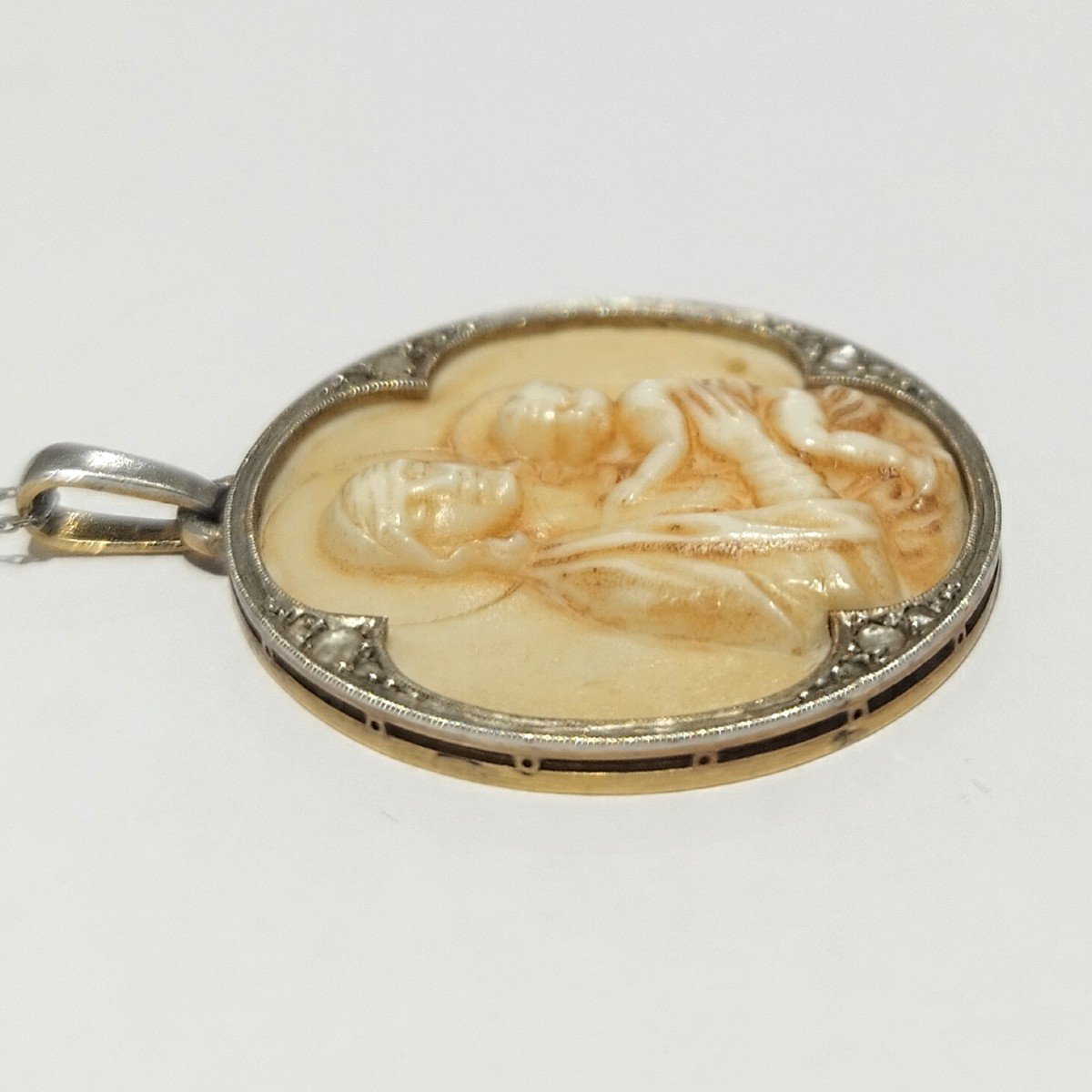 Médaille Religieuse Ivoire, Diamants Taille Rose Et Or 18k-photo-2