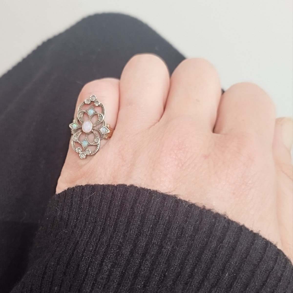 Bague Or Jaune 18k Et Argent, Diamants Taille Rose Et Opales. Fin 1800.-photo-1