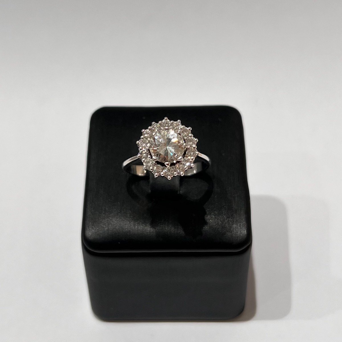 Modern Brilliant Cut Diamond Ring. 18 Carat White Gold.