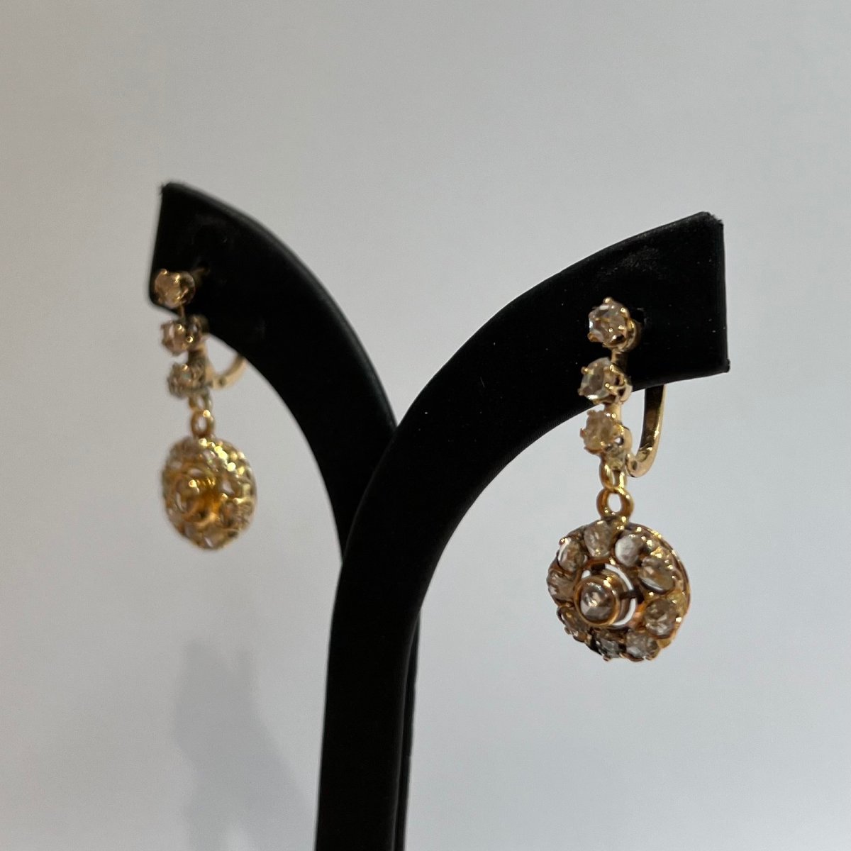 18k Yellow Gold And Diamond Earrings, Circa 1900-photo-1