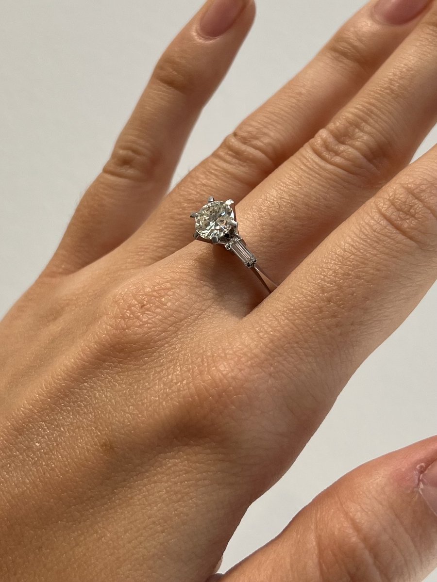 Diamond Engagement Ring. 18-karat White Gold.-photo-4