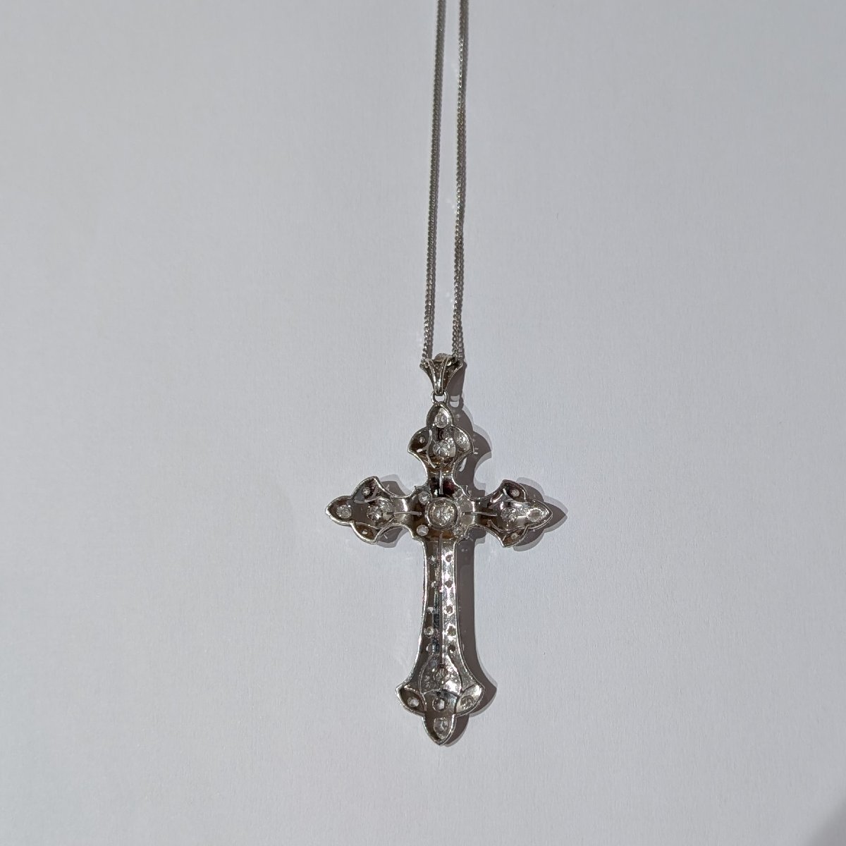 Croix en platine et diamants-photo-2