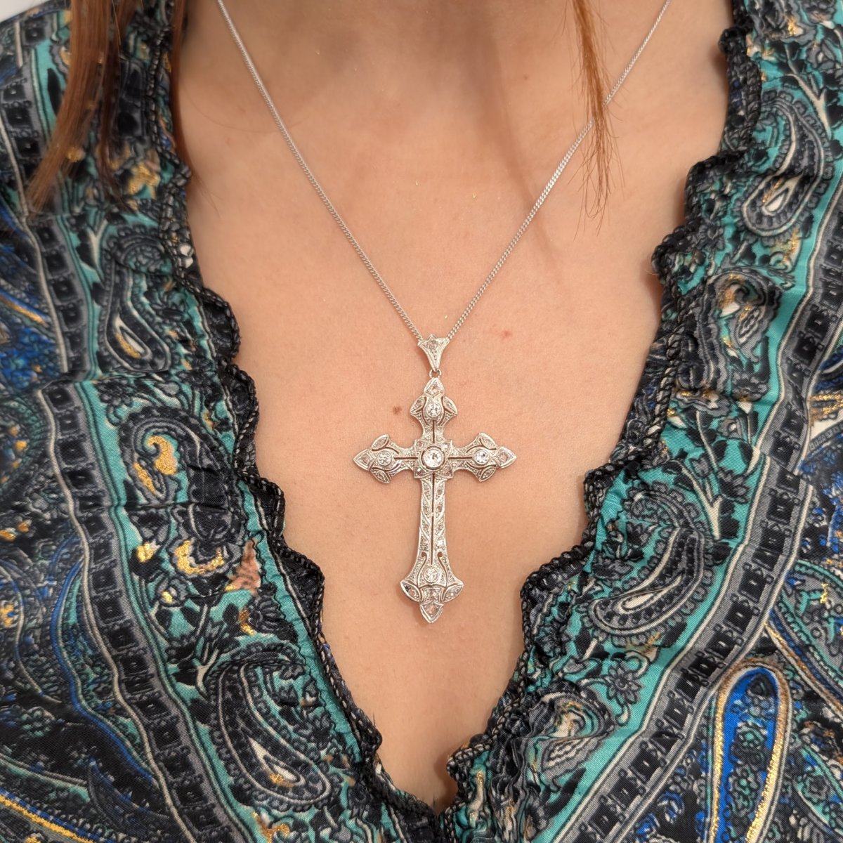 Croix en platine et diamants