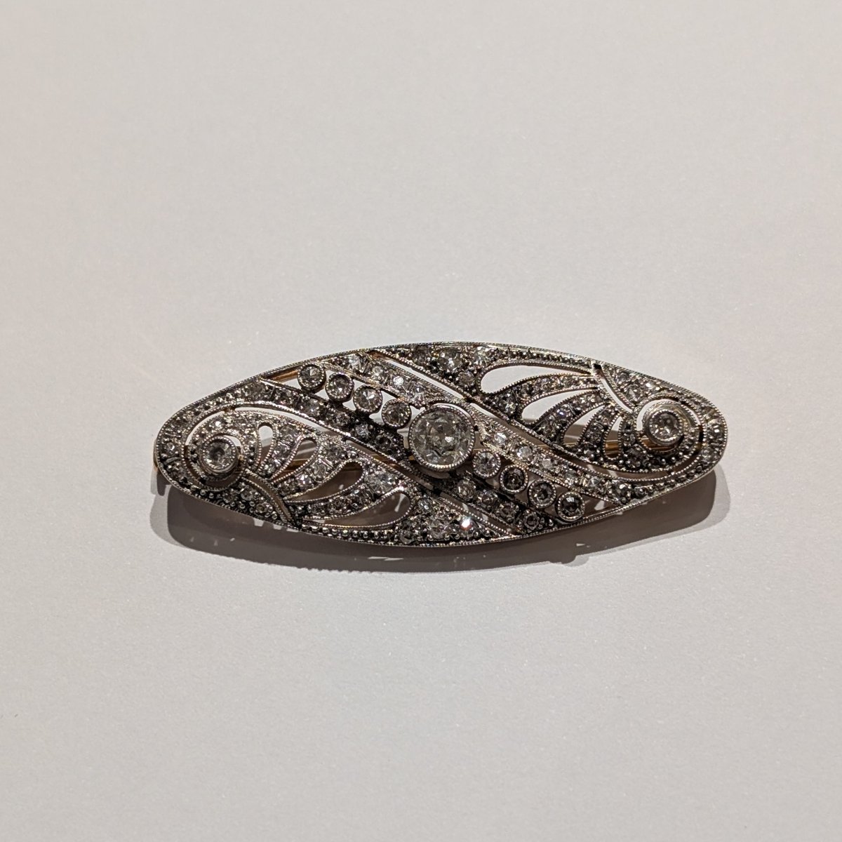 Art Deco Brooch, 18k Gold And Platinum With Diamonds