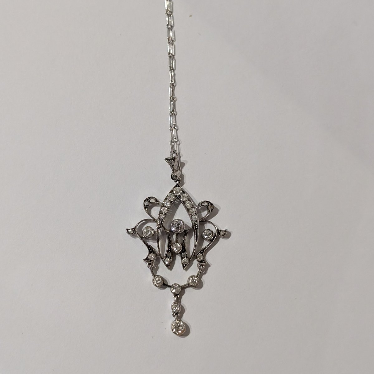 Collier en platine avec diamants taille ancienne et taille rose.-photo-3
