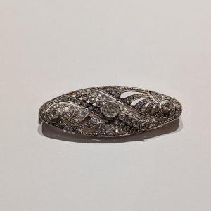 Broche Art Déco, or 18K et platine avec diamants