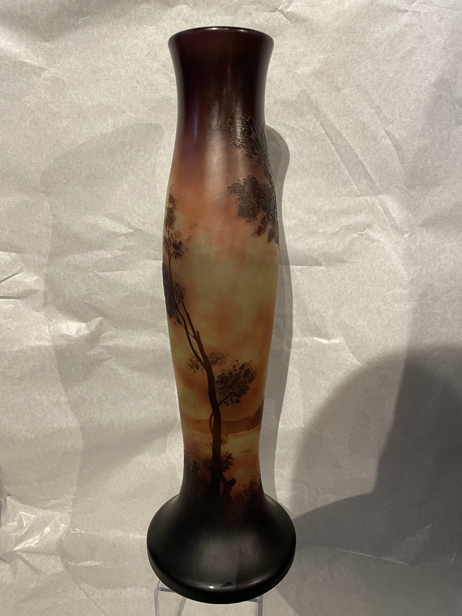 Grand vase d’Argental cristal gravé multicouche paysage avec personnages ht 38 cm -photo-3