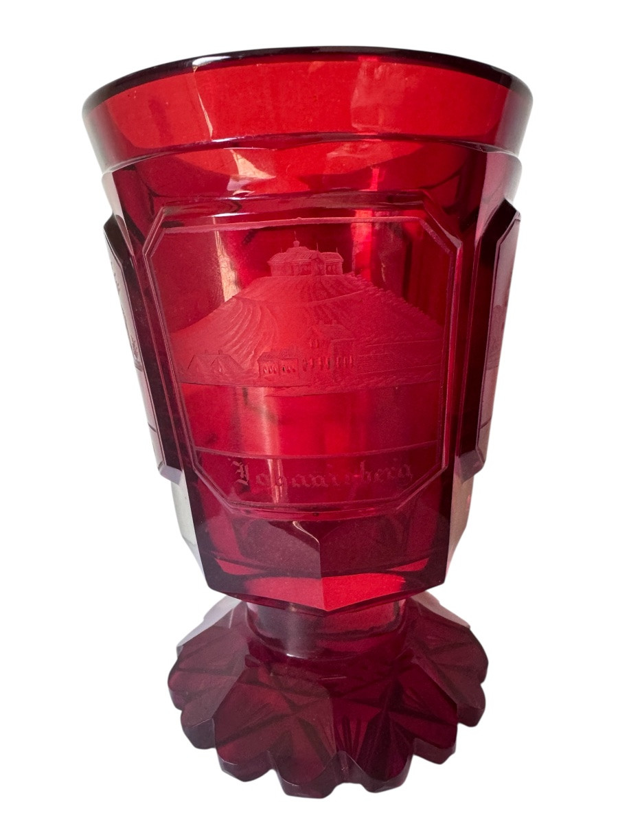 Verre cristal de Bohème rouge rubis décor gravé de châteaux-photo-4