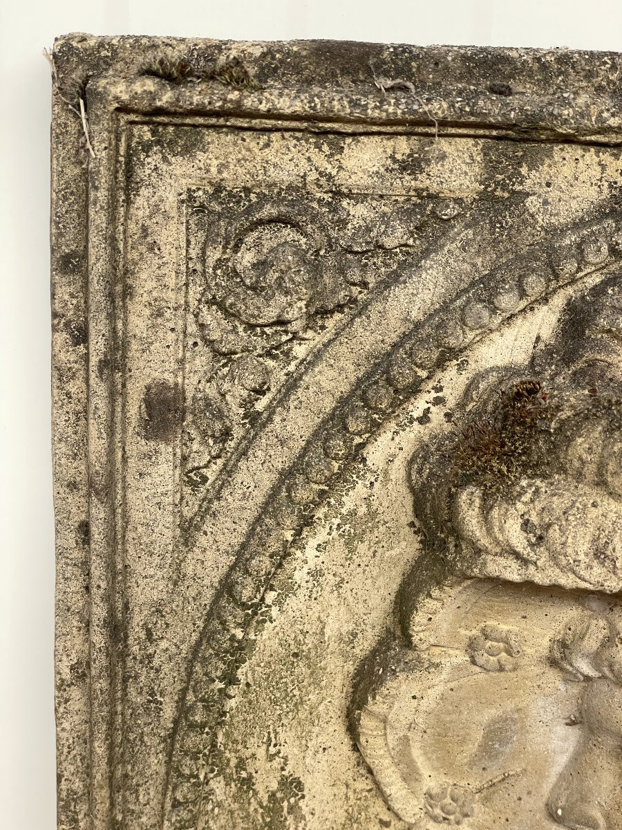 Renaissance-style Concrete Wall Plaque-photo-2