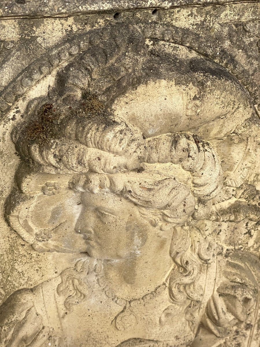 Renaissance-style Concrete Wall Plaque-photo-3