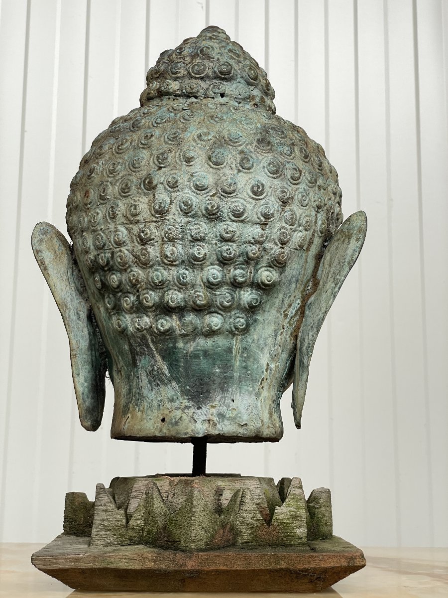 Bouddha thaïlandais du XXe siècle en bronze sur socle en bois-photo-4