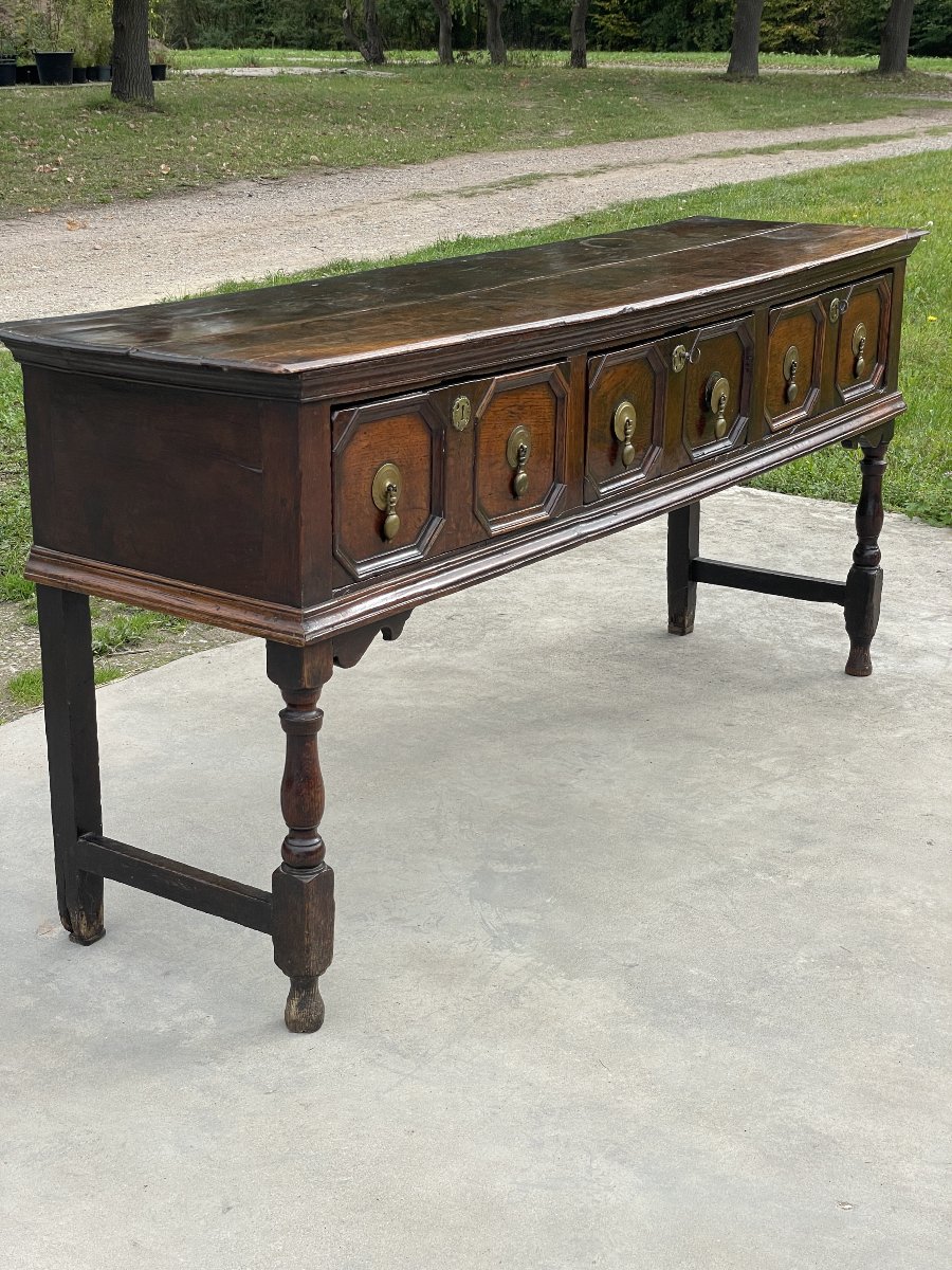 Buffet / Commode Basse en chëne à décor géométrique, époque William & Mary, vers 1690-photo-2