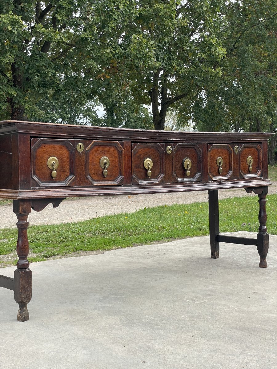 Buffet / Commode Basse en chëne à décor géométrique, époque William & Mary, vers 1690-photo-7