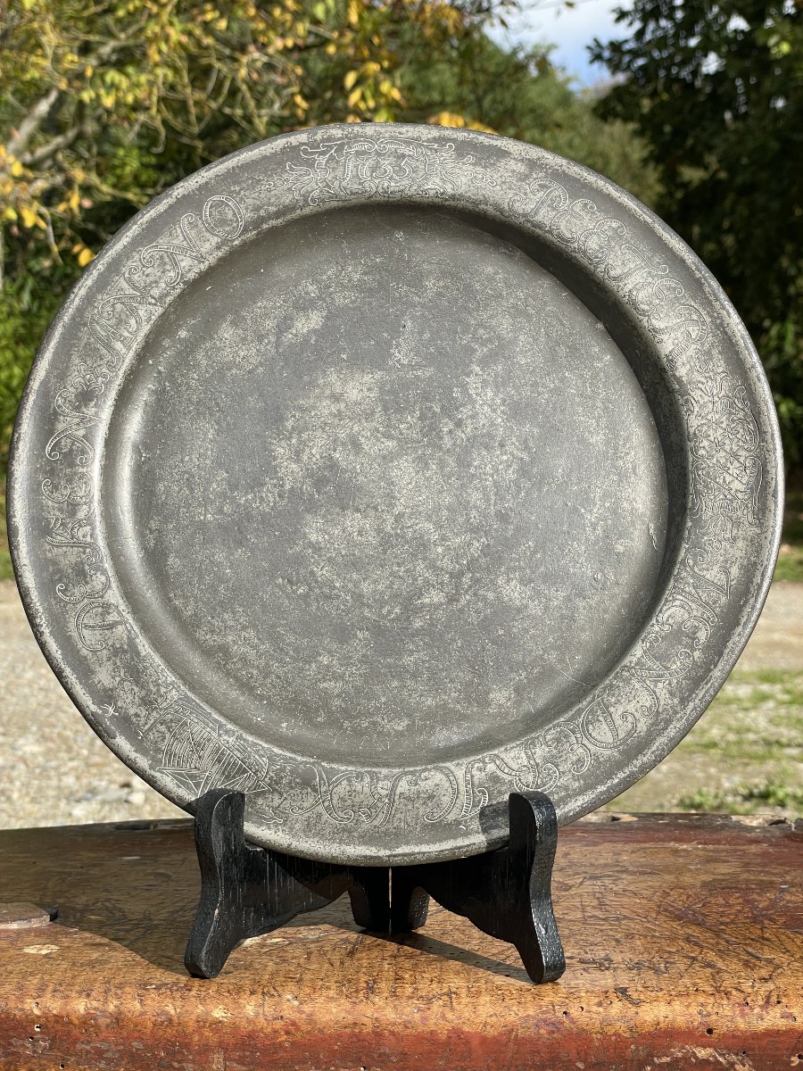 18th-century Pewter Plate-photo-2